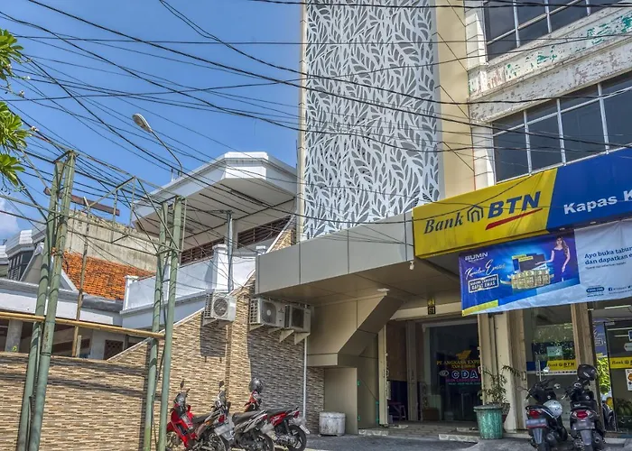 KoolKost Syariah near Kaza Mall Surabaya